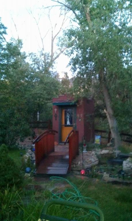 Grizzly Roadhouse Bed And Breakfast Cortez Dış mekan fotoğraf